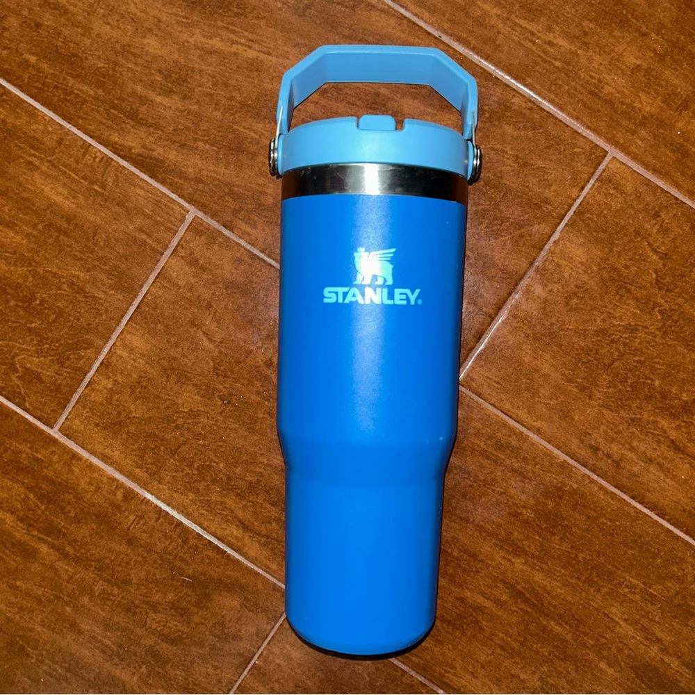 Stanley 30 oz. IceFlow 2.0 Flip Straw Tumbler
